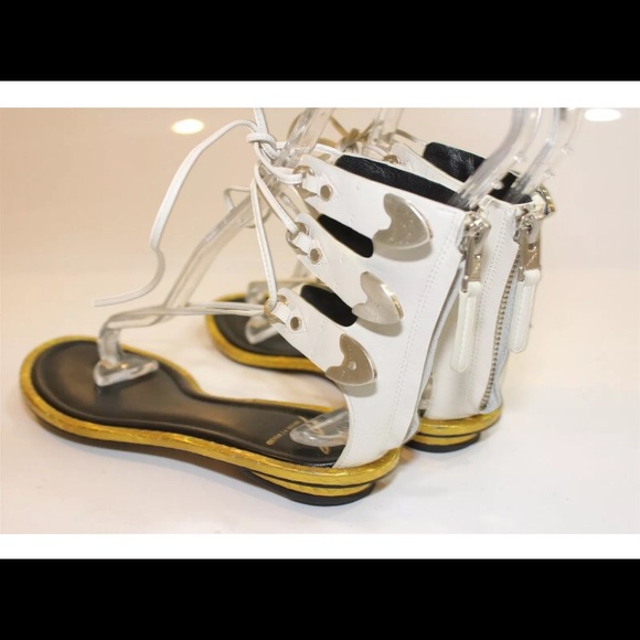 Brian Atwood white leather t-strap gladiator size6 - Picture 6 of 8